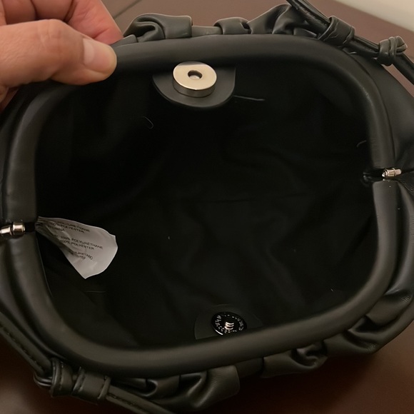 Steve Madden - Picture 2 of 7